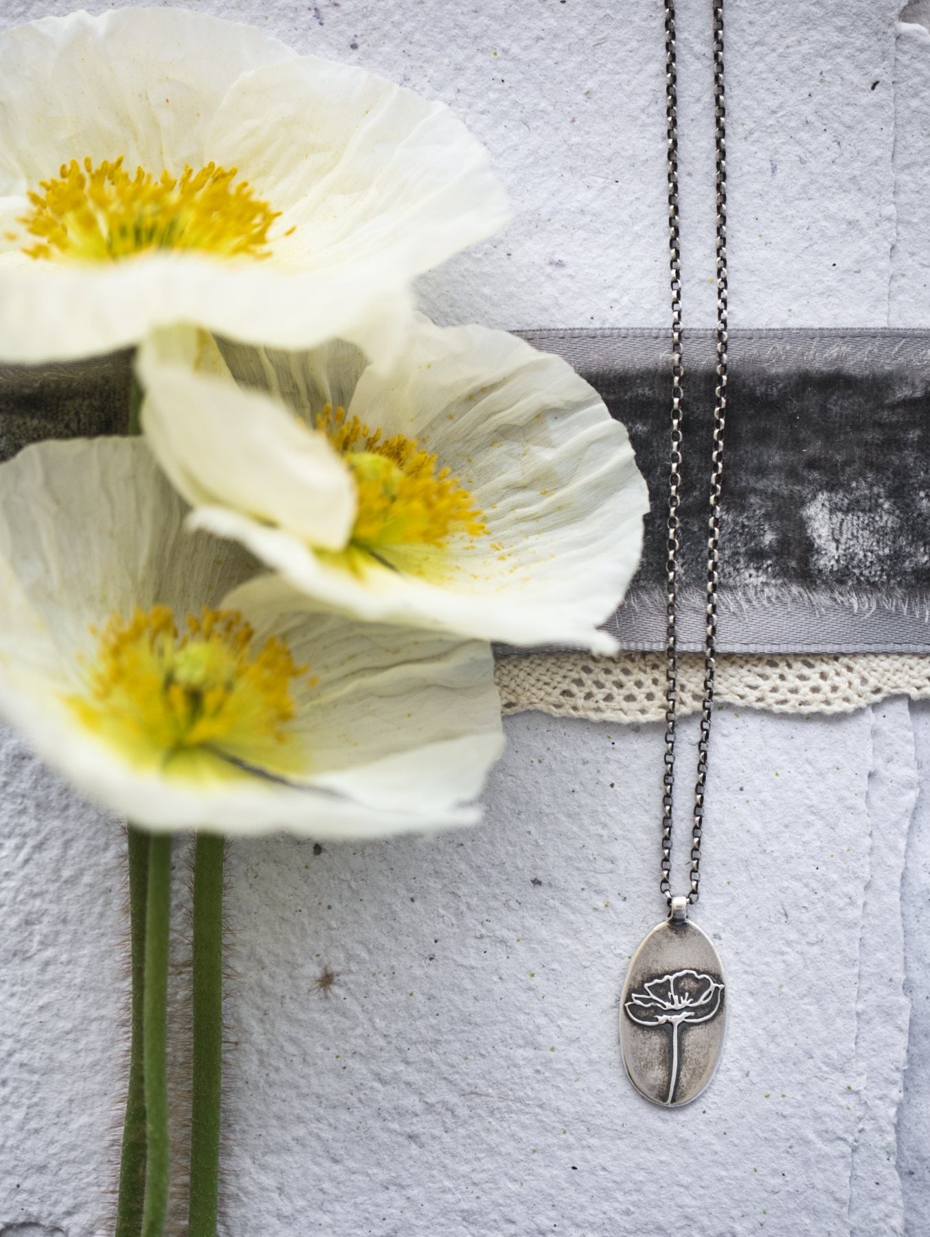 Poppy Necklace